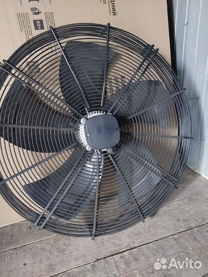 Вентилятор охлаждения конденсатора, осевой