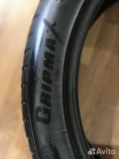 Gripmax SureGrip eWinter 285/40 R22 и 325/35 R22