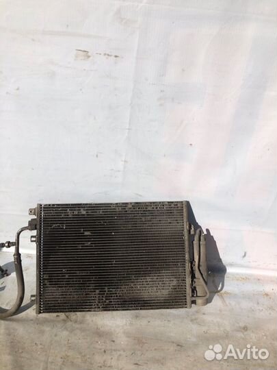 Радиатор кондиционера Renault Logan седан 1.6 2007