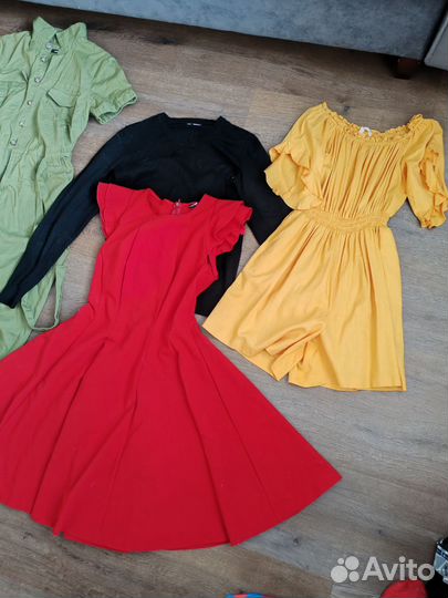 Пакет вещей, платья 42-44
