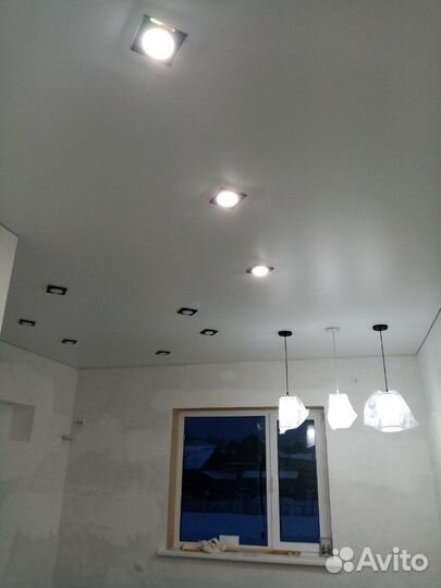 Натяжные потолки