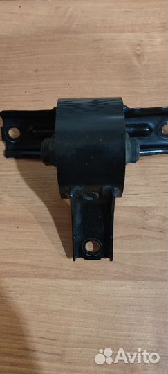 Подушки/опоры левая правая Lancer x 1.5 МКПП