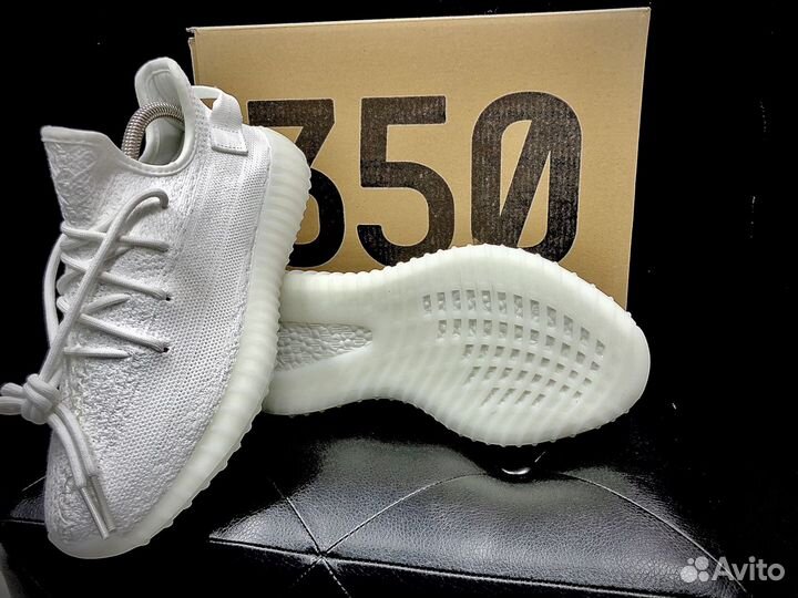 Кроссовки Adidas Yeezy Boost 350