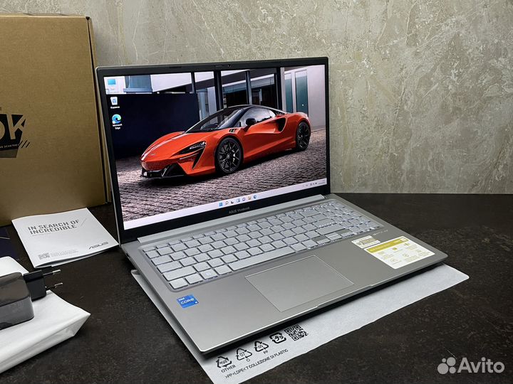 Новый 2024 Asus 15.6 ips i5-1235U 16/512GB