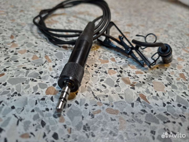 Петличный микрофон Sony