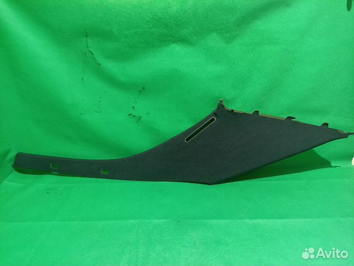 Обшивка задних стоек Mercedes w210