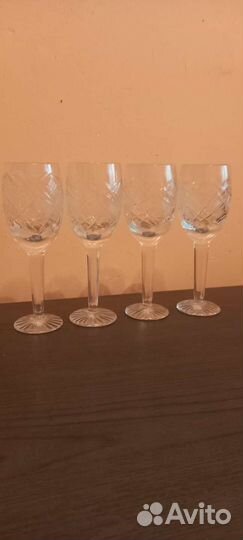 Хрустальные рюмки