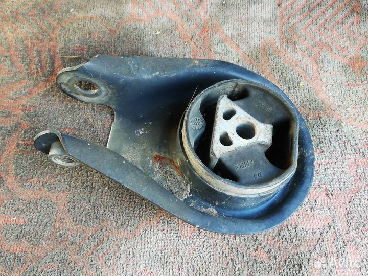 Подушка двигателя Форд Фокус 2