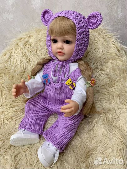 Кукла реборн 60-65см в вязаном костюме