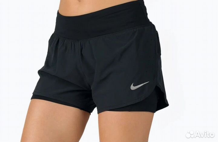 Шорты Nike женские, размер М (оригинал)