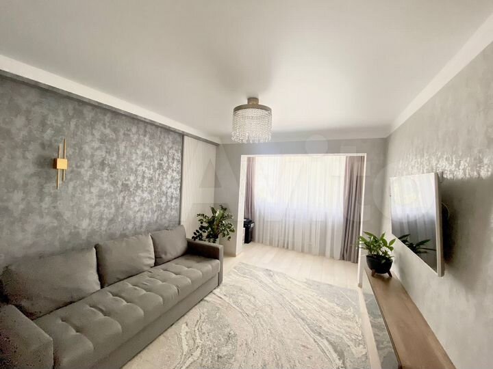 2-к. квартира, 48 м², 5/5 эт.