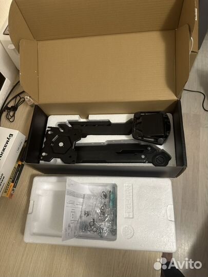 Кронштейн для монитора