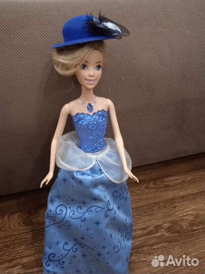 Кукла барби