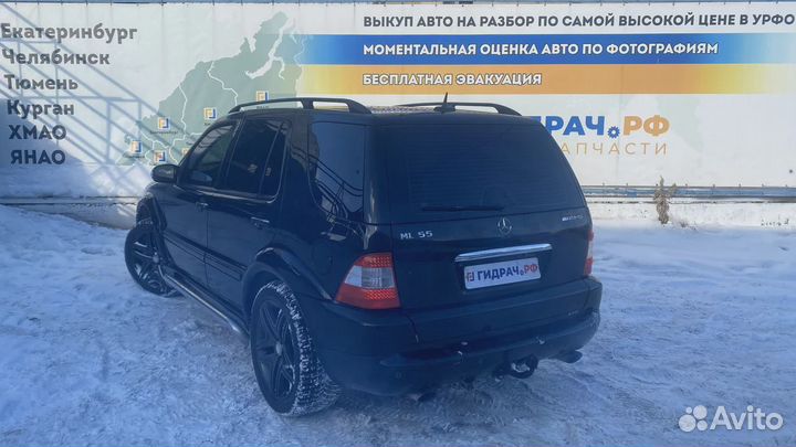 Радиатор масляный Mercedes-Benz ML55AMG (W163) 112