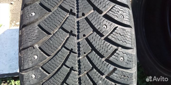 Bfgoodrich G-Force Stud 215/65 R16