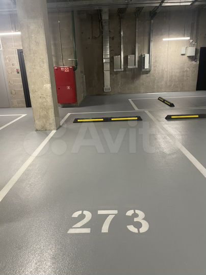 Машиноместо, 15 м²