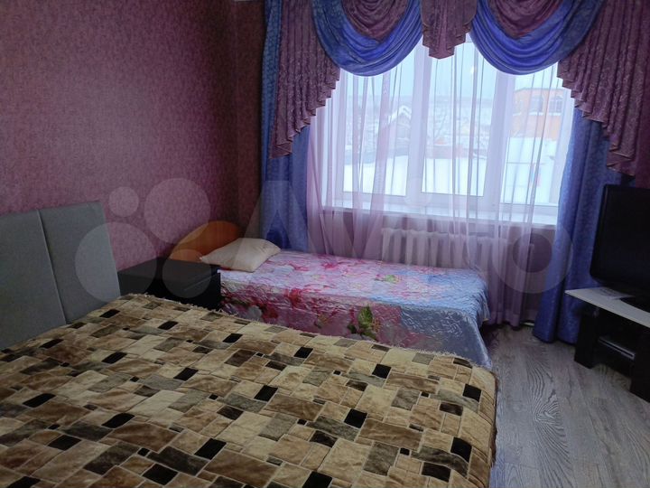 2-к. квартира, 52 м², 1/3 эт.