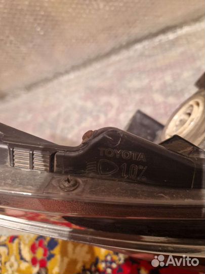 Фонарь правый Toyota Corolla E180 12-18г