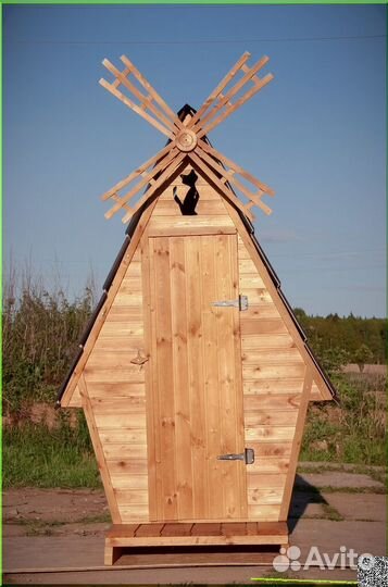 Дачный туалет с установкой KEY675