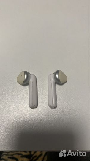 Беспроводные наушники jbl