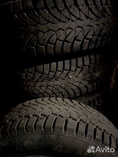 Formula Ice 215/65 R16