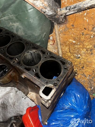 Блок и гбц нива шевроле 213