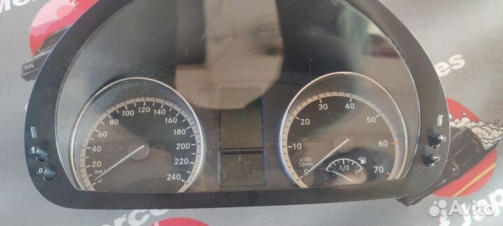 Приборная панель w639 Mercedes-Benz Viano