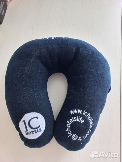 Подушка под шею дорожная новая и дорожный набор