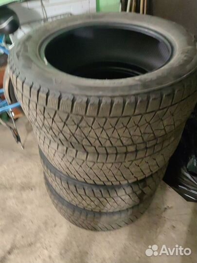 Bridgestone B700AQ 225/60
