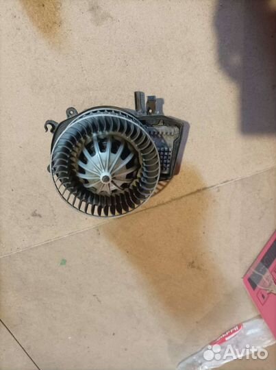 Вентилятор печки Мерседес 203
