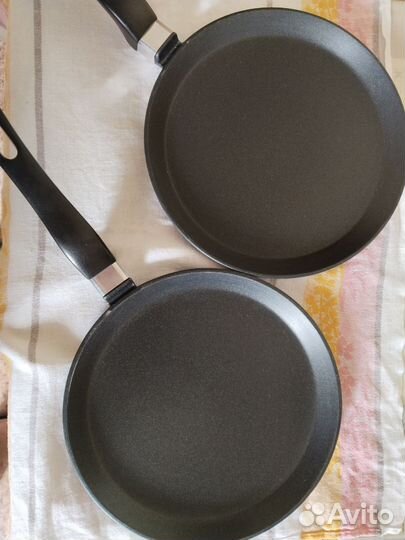 Сковорода блинная новая