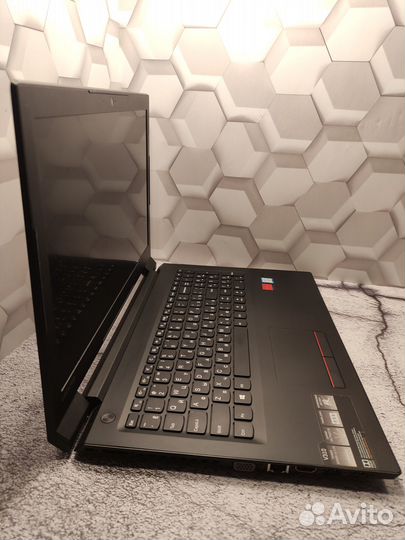 Отличный lenovo c SSD/FullHD/i-7200U/1TB/карта 2Гб