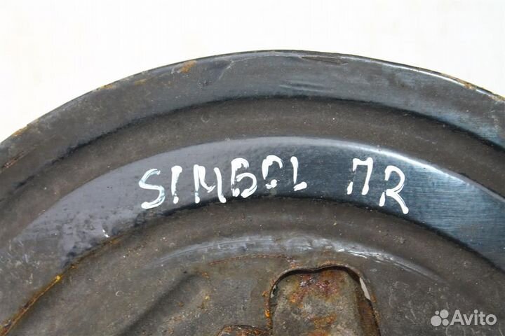 Кулак передний правый Рено Клио Симбол 2