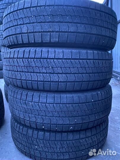 Bridgestone Blizzak VRX2 185/65 R15