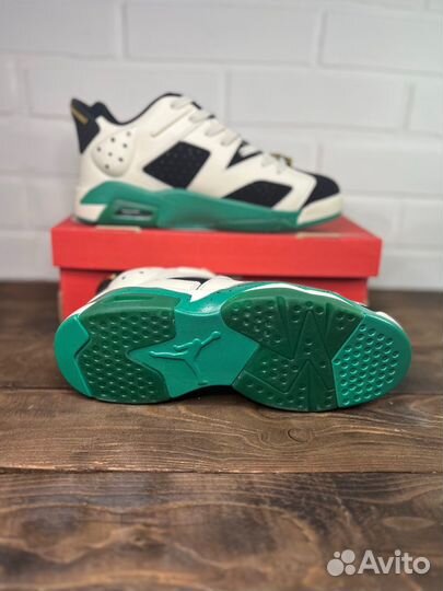 Кроссовки nike 44 размер