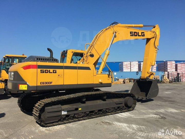 Машинист гусеничного экскаватора