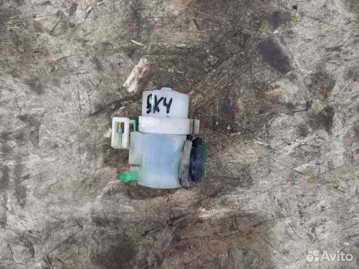 Насос омывателя Suzuki Sx4 2009—2014