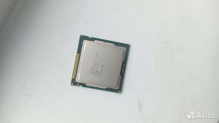 Intel Core i5 2400. 3.1ггц, Soket 1155
