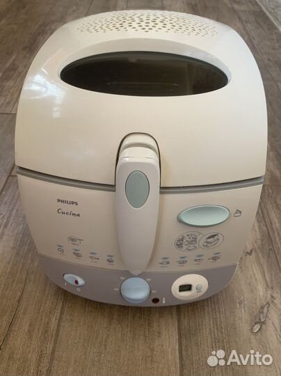 Фритюрница Philips