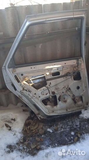 Дверь ваз 2110