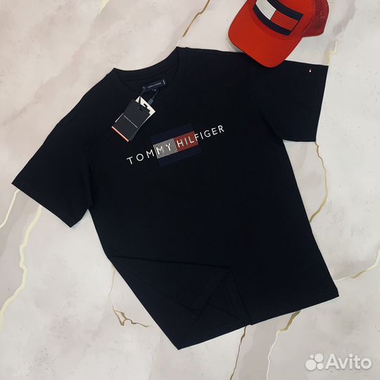 Футболка Tommy Hilfiger вышивка