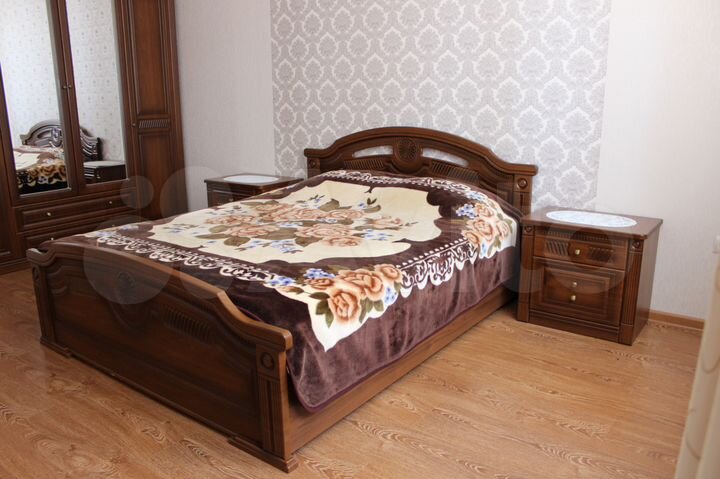 2-к. квартира, 76 м², 1/4 эт.