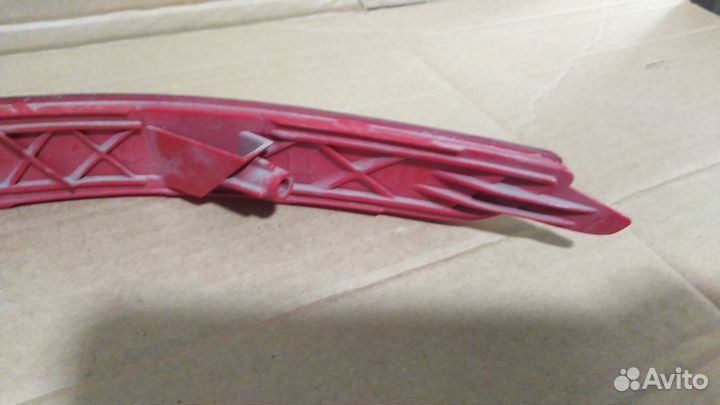 Отражатель в бампер задний левый KIA RIO (2015)