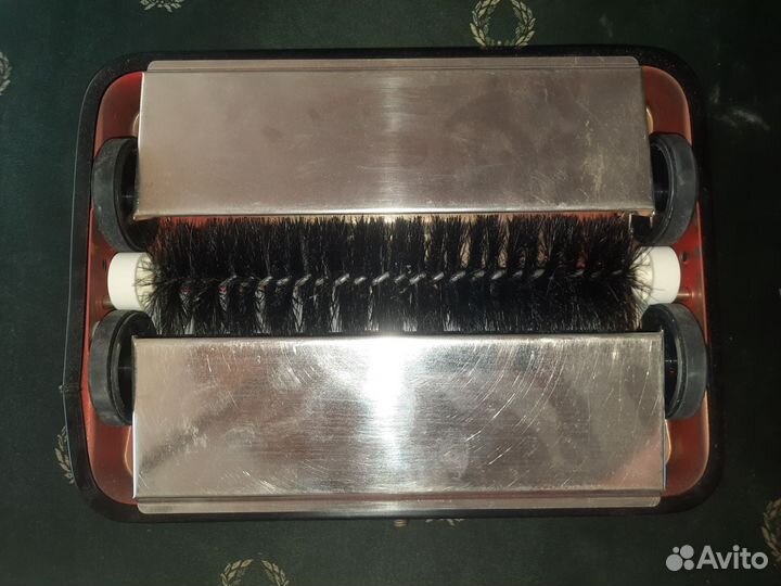 Механическая щетка для уборки Kura variant 2001