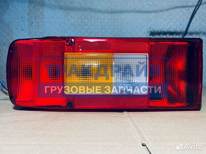 Фонарь Volvo FH FM правый с проводом