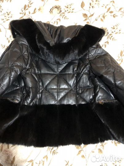 Куртка-пуховик