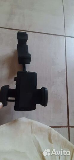 Держатель для телефона в машину