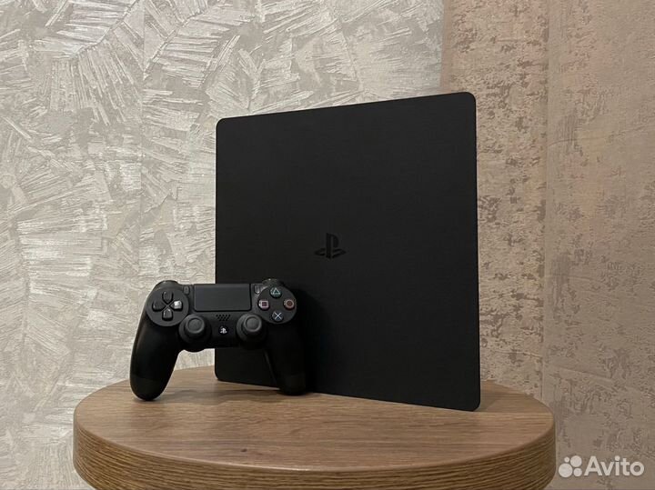 Sony PlayStation4, с играми и док.станцией