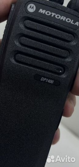 Радиостанция Motorola dp1400