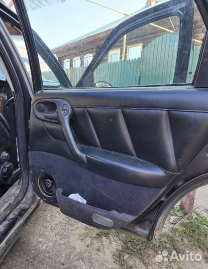 Дверные карты Opel Vectra B